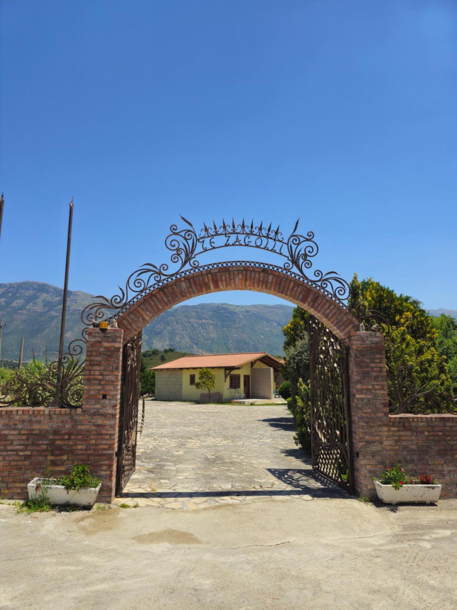 Resort Te Zagolli Orikum Dış mekan fotoğraf