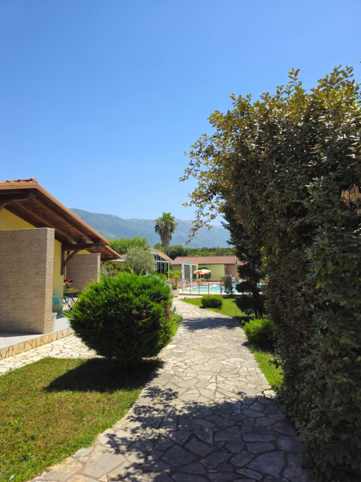 Resort Te Zagolli Orikum Dış mekan fotoğraf